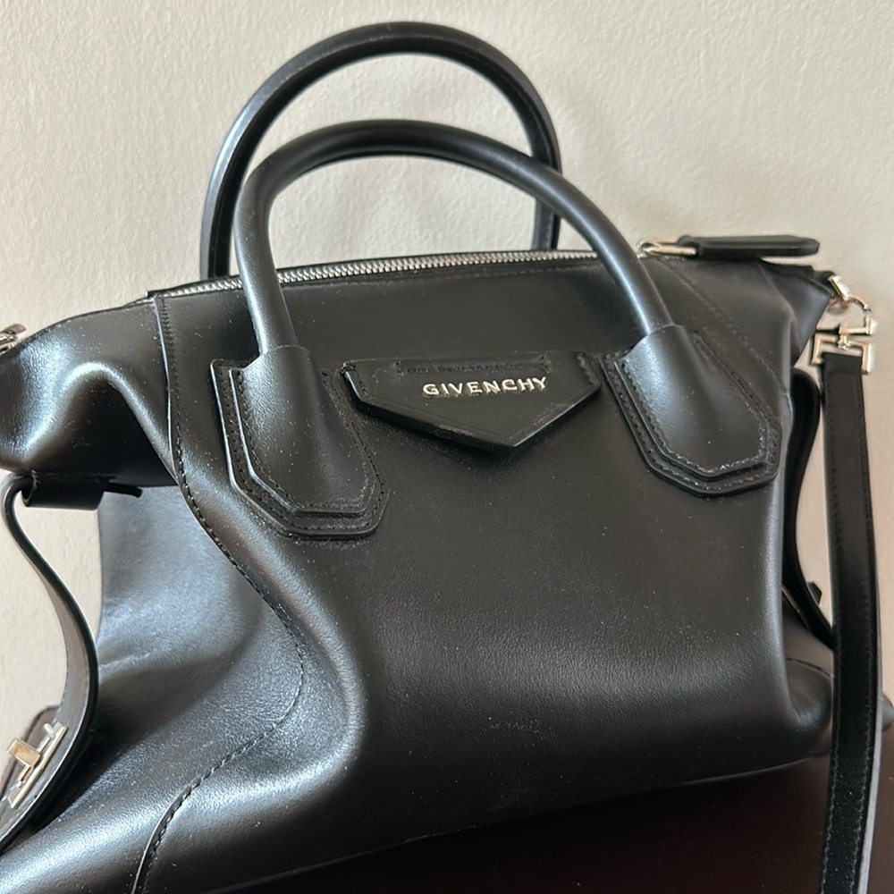 Givenchy Small Soft Antigona